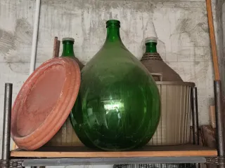 3 Damigiane in vetro da 54 litri