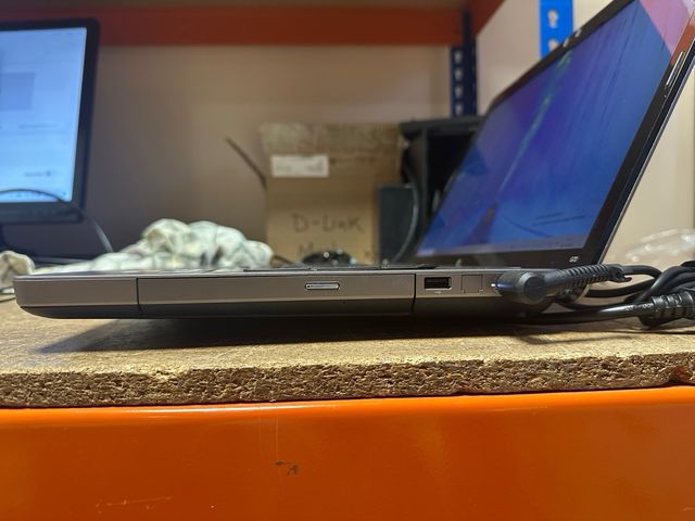 Computer portatile HP 17 nero/argento