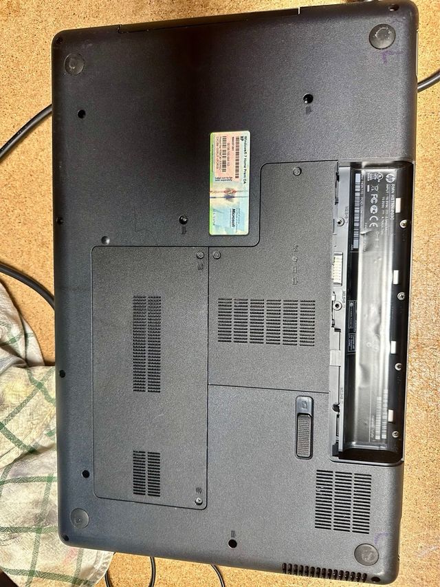 Computer portatile HP 17 nero/argento