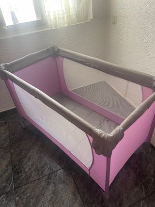 Cuna de viaje rosa