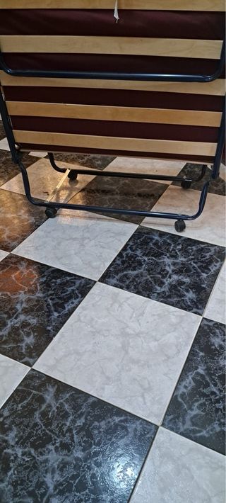 Cama plegable 90cm sin usar