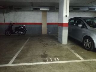 Garaje en venta en La Florida en Hospitalet de Llobregat, L´