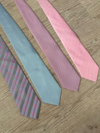 Lote 4 corbatas rosa y azul