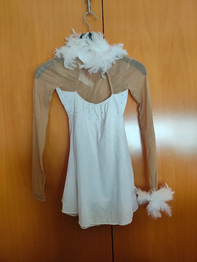 Maillot patinaje/disfraz blanco plumas
