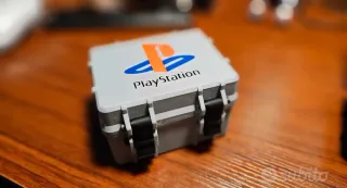 Scatola porta memory card PlayStation