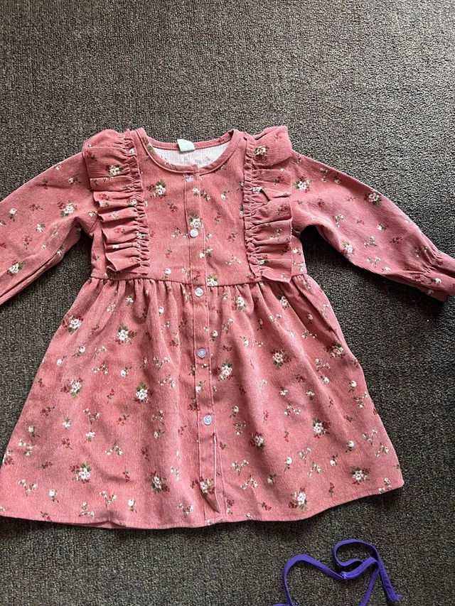 Lote 4 vestidos niña 3-4 años