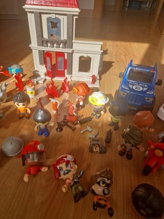 Lote Playmobil: Bomberos, Policía y Piratas