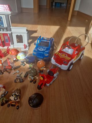 Lote Playmobil: Bomberos, Policía y Piratas