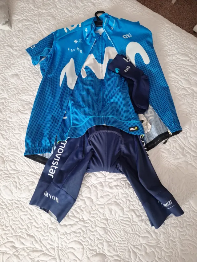 Conjunto Ciclismo Movistas Piezas talla S