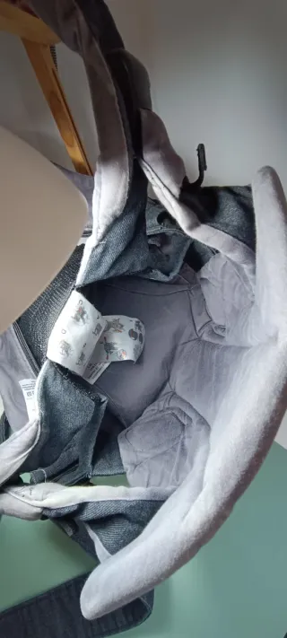 Mochila Porta Bebé BabyBjörn Gris