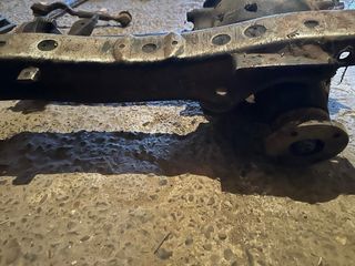 Eje delantero Mitsubishi L040