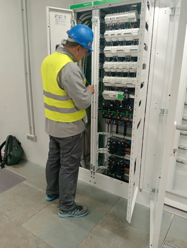 Servicio de Electricidad a Precios Sociales