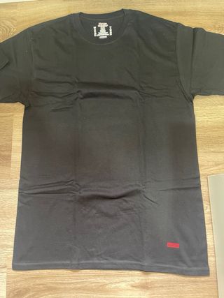 Camiseta Supreme Negra Talla M