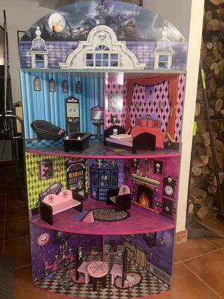 Casa Monster High Madera
