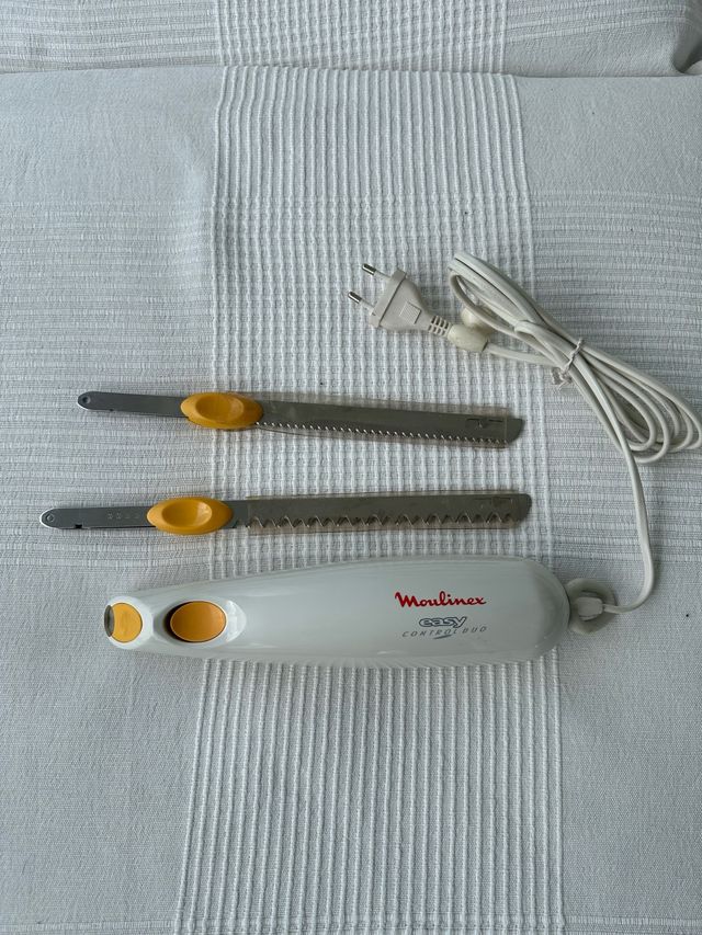 Cuchillo Eléctrico Moulinex Easy Control Duo
