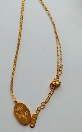 Collar Flor y piedra de nacimiento abril Baño Oro