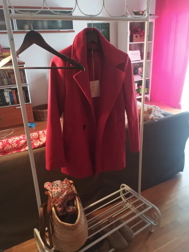 Abrigo paño rojo mujer