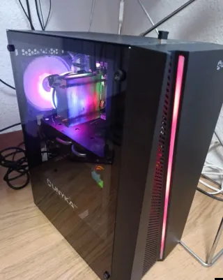 PC Gaming Xeon 2670 V3 + 16 Gb RAM en su caja