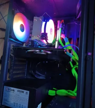 PC Gaming Xeon 2670 V3 + 16 Gb RAM en su caja