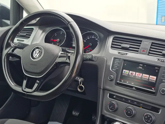 Volkswagen Golf 2016