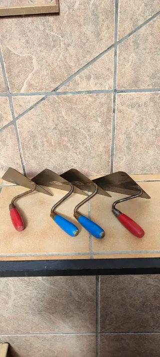 Lote 4 Paletas de albañil