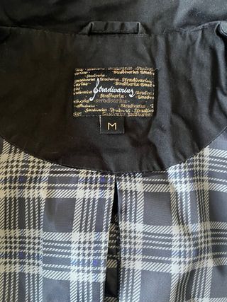 Chaqueta gabardina negra corta mujer