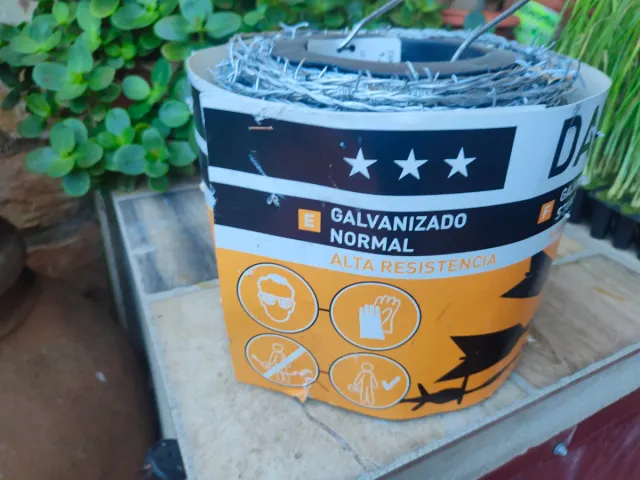 Alambre Espino Galvanizado 250M