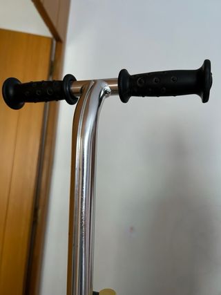 Patinete infantil Oxelo 3 ruedas usado 5 veces