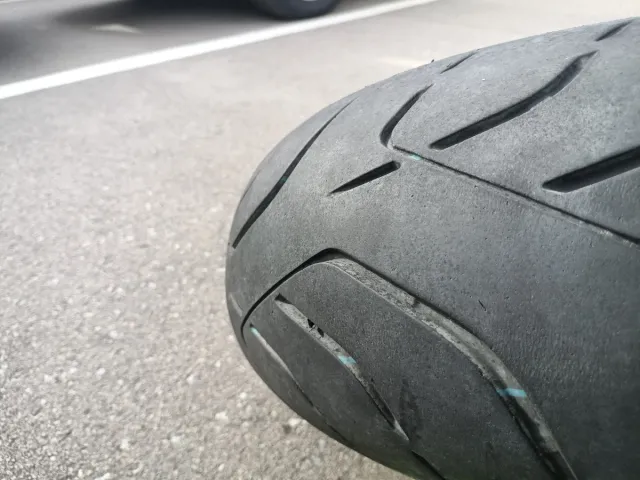 Llantas TMAX 500 con Neumáticos