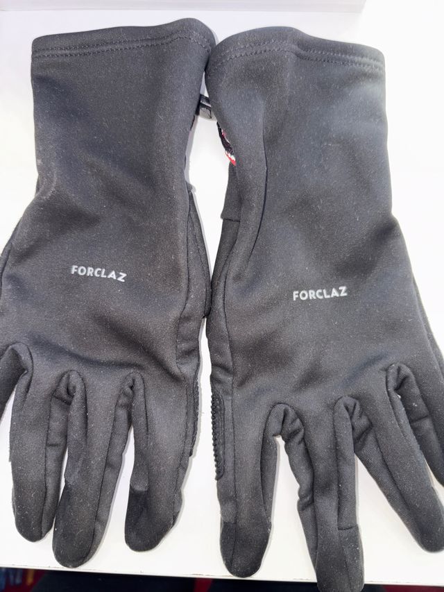 Guantes Forclaz Invierno Negros