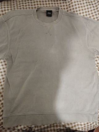 Sudadera Zara sin capucha gris