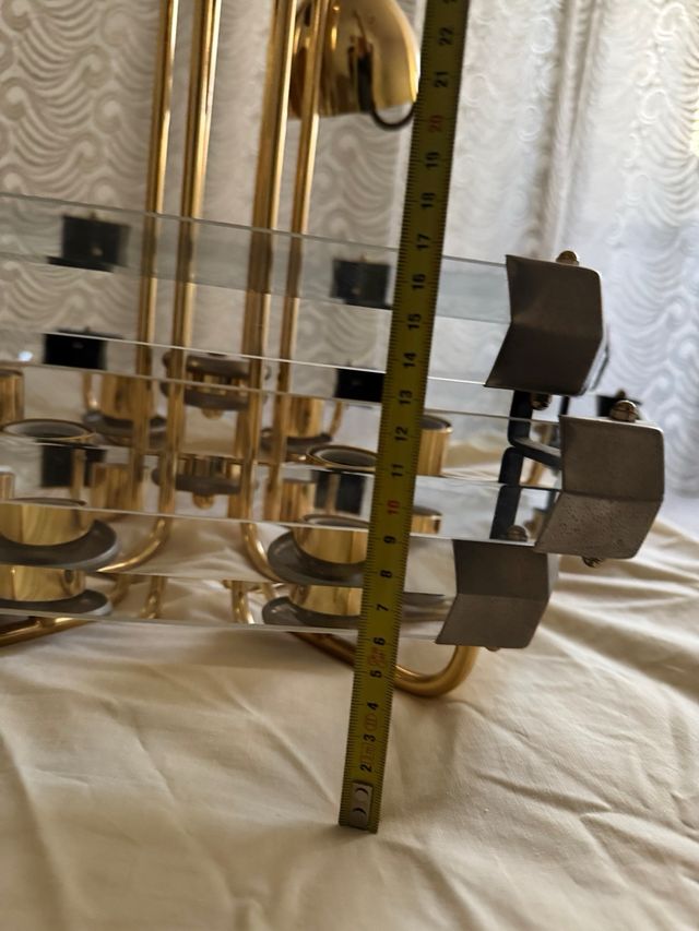 Lámpara de cristal y metal dorada