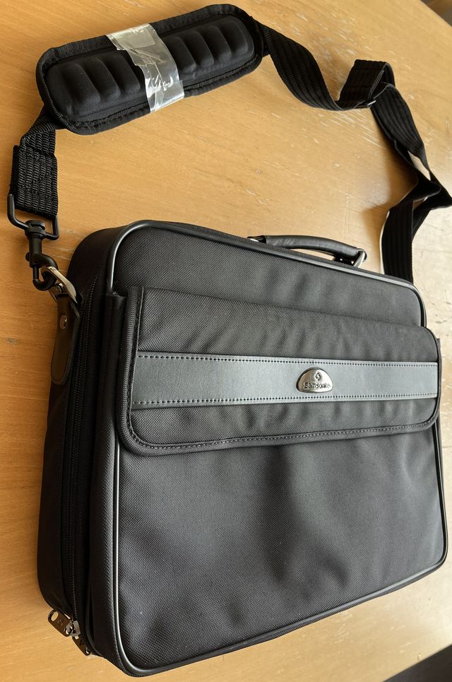 Maletín profesional Samsonite para portátil
