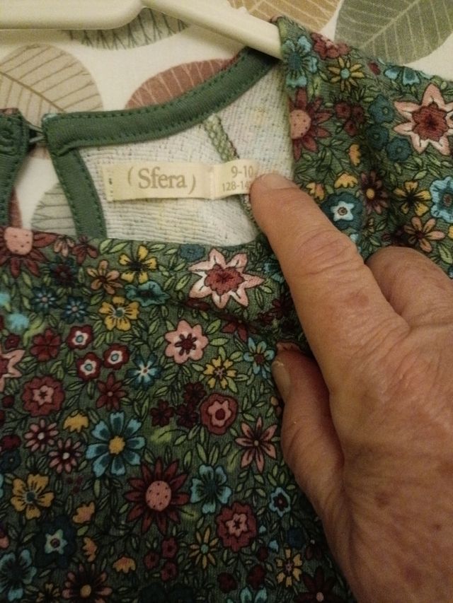 Lote 3 vestidos niña T. 9-10