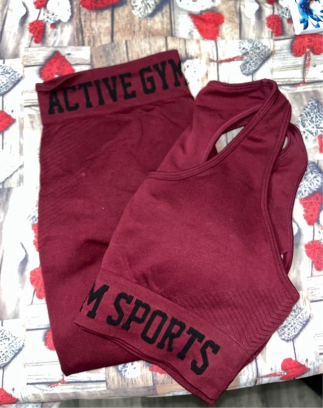 Completo sportivo donna bordeaux