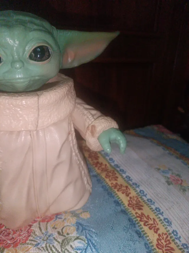 Muñeco Baby Yoda 15€