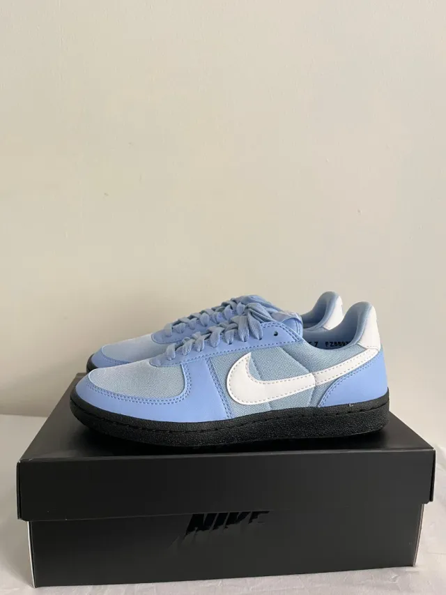 Nike Field Azul Claro Talla 38