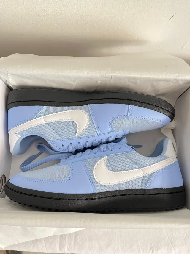 Nike Field Azul Claro Talla 38