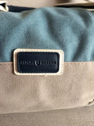 Bolso de viaje nuevo de Álvaro Moreno