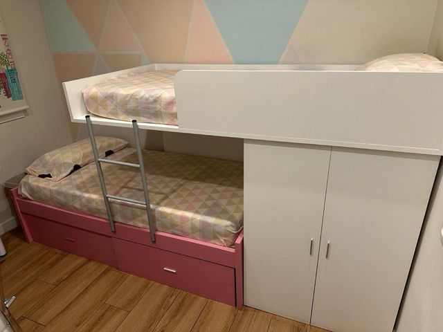 Cama tren con armario integrado