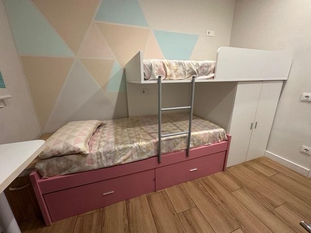 Cama tren con armario integrado