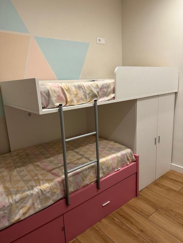 Cama tren con armario integrado