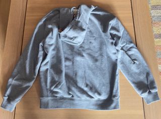 Chaqueta Burberry Gris con Capucha