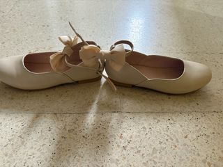Zapatos niña lazo charol