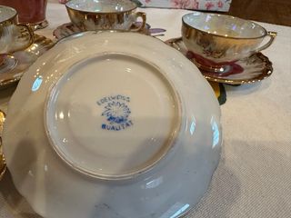 Servizio Thè o Caffè Porcellana ,Madreperla e Oro