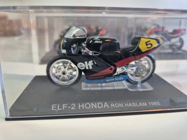 Miniatura Moto Elf-2 Honda Ron Haslam 1985