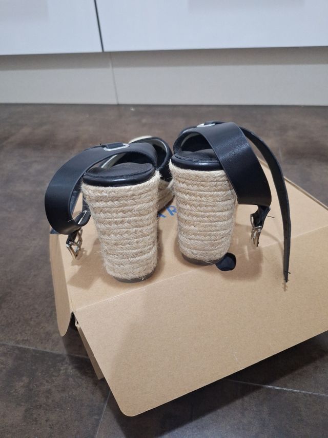 Zapatos cuñas esparto