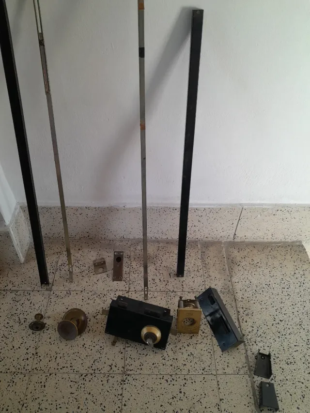 Cerradura seguridad 3 puntos