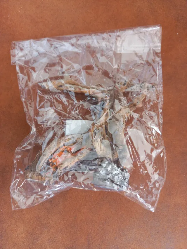 Árbol con cueva para acuario