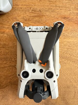 Dron DJI Mini 3 Pro + Accesorios